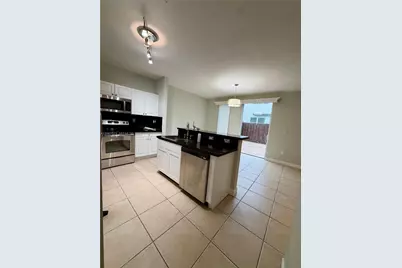 1067 NE 41st Pl, Homestead, FL 33033 - Photo 7