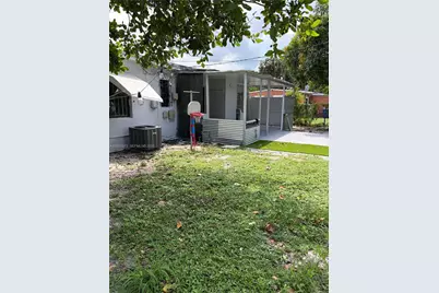 12841 Green Ave, Miami, FL 33167 - Photo 21