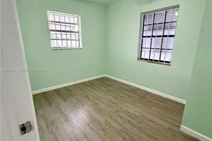 12841 Green Ave, Miami, FL 33167 - Photo 17