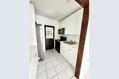12841 Green Ave, Miami, FL 33167 - Photo 9