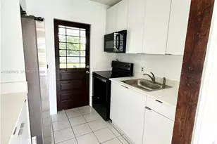 12841 Green Ave, Miami, FL 33167 - Photo 9
