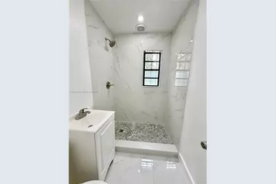 12841 Green Ave, Miami, FL 33167 - Photo 15