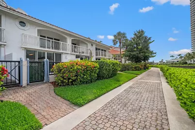 3750 NE 209 Ter, Aventura, FL 33180 - Photo 19