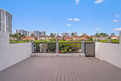 3750 NE 209 Ter, Aventura, FL 33180 - Photo 17