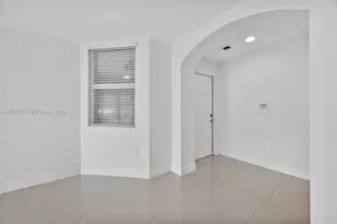 11102 NW 83rd St, Doral, FL 33178 - Photo 3