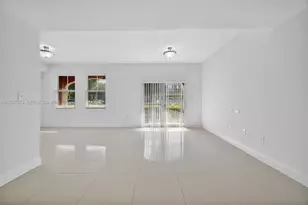 11102 NW 83rd St, Doral, FL 33178 - Photo 9