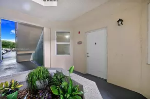 11102 NW 83rd St, Doral, FL 33178 - Photo 19