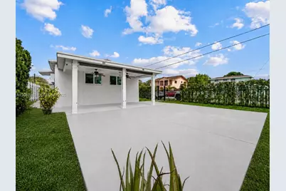 3930 W 2nd Ave, Hialeah, FL 33012 - Photo 25