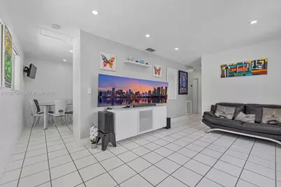 3930 W 2nd Ave, Hialeah, FL 33012 - Photo 17