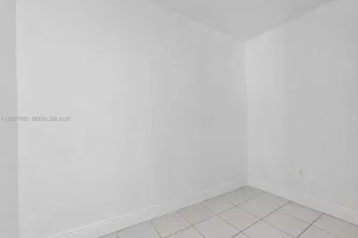 3930 W 2nd Ave, Hialeah, FL 33012 - Photo 15
