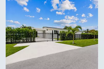 3930 W 2nd Ave, Hialeah, FL 33012 - Photo 1