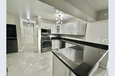 4580 SW 39th St, West Park, FL 33023 - Photo 15
