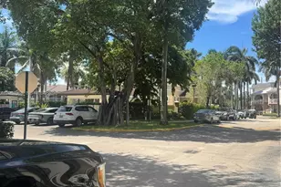 8826 W Flagler St, Miami, FL 33174 - Photo 3