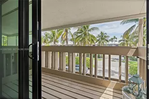 3814 NE 166th St, North Miami Beach, FL 33160 - Photo 45