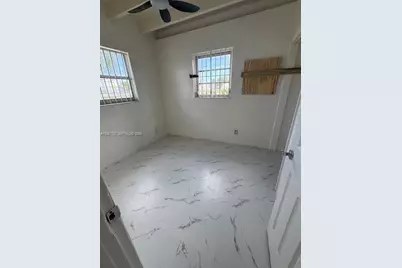 134 SW 3rd Ct #134, Homestead, FL 33030 - Photo 9