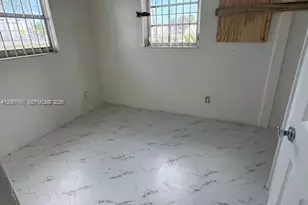 134 SW 3rd Ct, Homestead, FL 33030 - Photo 9