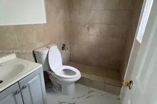 136 SW 3rd Ct, Homestead, FL 33030 - Photo 3