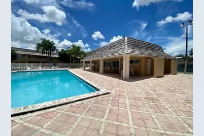 7470 Miami Lakes Dr #B208, Miami Lakes, FL 33014 - Photo 27