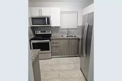7470 Miami Lakes Dr #B208, Miami Lakes, FL 33014 - Photo 3
