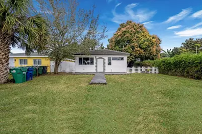 8861 SW 127th Ter #-, Miami, FL 33176 - Photo 3