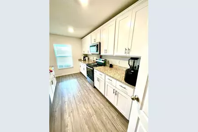3902 SW Brunswick St, Saint Lucie West, FL 34953 - Photo 5