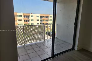 8075 NW 7th St, Miami, FL 33126 - Photo 21