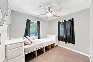 5525 SW 112th Ave, Miami, FL 33165 - Photo 9