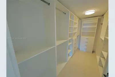 400 Sunny Isles Blvd #1221, Sunny Isles Beach, FL 33160 - Photo 25