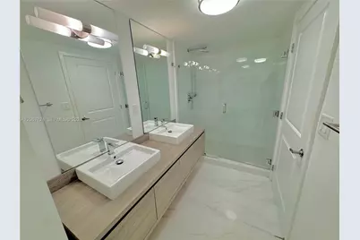 400 Sunny Isles Blvd #1221, Sunny Isles Beach, FL 33160 - Photo 27