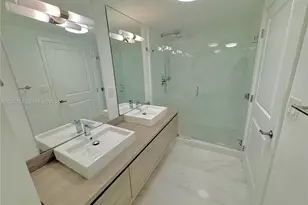 400 Sunny Isles Blvd, Sunny Isles Beach, FL 33160 - Photo 27