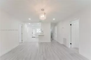 481 NE 51st St, Oakland Park, FL 33334 - Photo 27