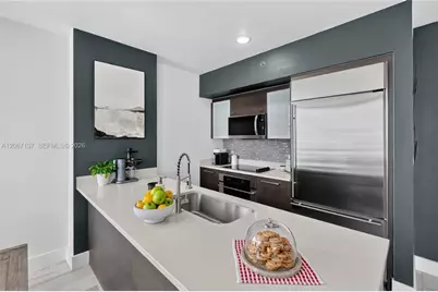 55 SE 6th St #3802, Miami, FL 33131 - Photo 5