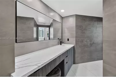 55 SE 6th St #3802, Miami, FL 33131 - Photo 19