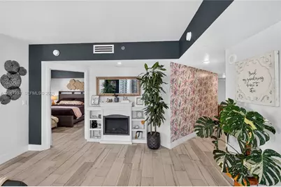 55 SE 6th St #3802, Miami, FL 33131 - Photo 15
