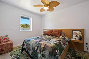 165 NW 39th St, Miami, FL 33127 - Photo 11