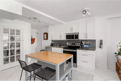 401 Ocean Dr #316, Miami Beach, FL 33139 - Photo 11