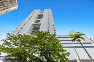 1717 N Bayshore Dr, Miami, FL 33132 - Photo 37