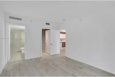 1010 SW 2nd Ave #1708, Miami, FL 33130 - Photo 11