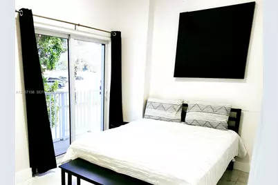 1860 NW 24th Ave #302, Miami, FL 33125 - Photo 9
