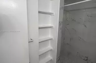 1351 NE Miami Gardens Dr, Miami, FL 33179 - Photo 9