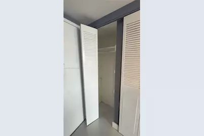 1351 NE Miami Gardens Dr #422E, Miami, FL 33179 - Photo 13
