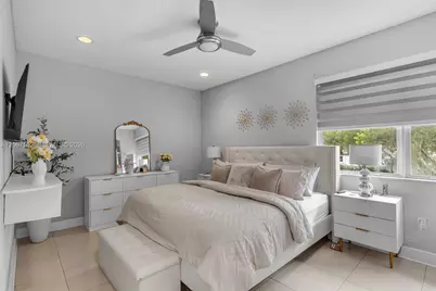 1430 SE 18th Ter, Homestead, FL 33035 - Photo 11