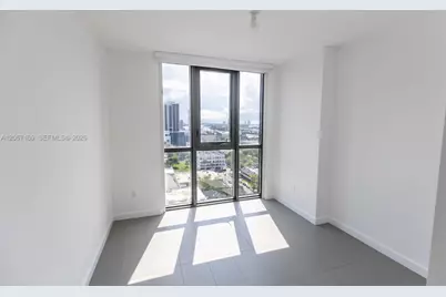1600 NE 1st Ave #1420, Miami, FL 33132 - Photo 15
