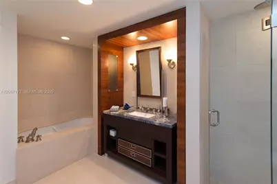 6799 Collins Ave #1103, Miami Beach, FL 33141 - Photo 11