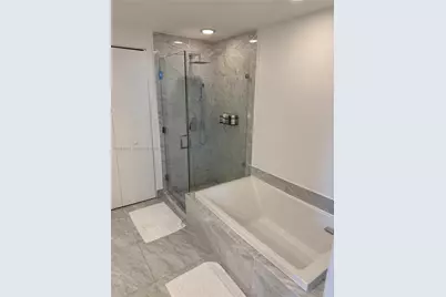 801 S Miami Ave #1705, Miami, FL 33131 - Photo 27