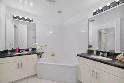 9755 NW 52nd St #509, Doral, FL 33178 - Photo 25