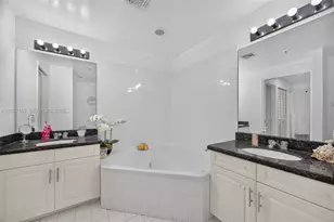 9755 NW 52nd St, Doral, FL 33178 - Photo 25