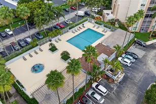 9755 NW 52nd St, Doral, FL 33178 - Photo 35