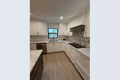 16022 Kilmarnock Dr #16022, Miami Lakes, FL 33014 - Photo 9