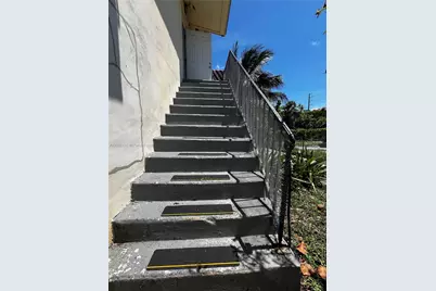 5926 Wiley St #3, Hollywood, FL 33023 - Photo 3
